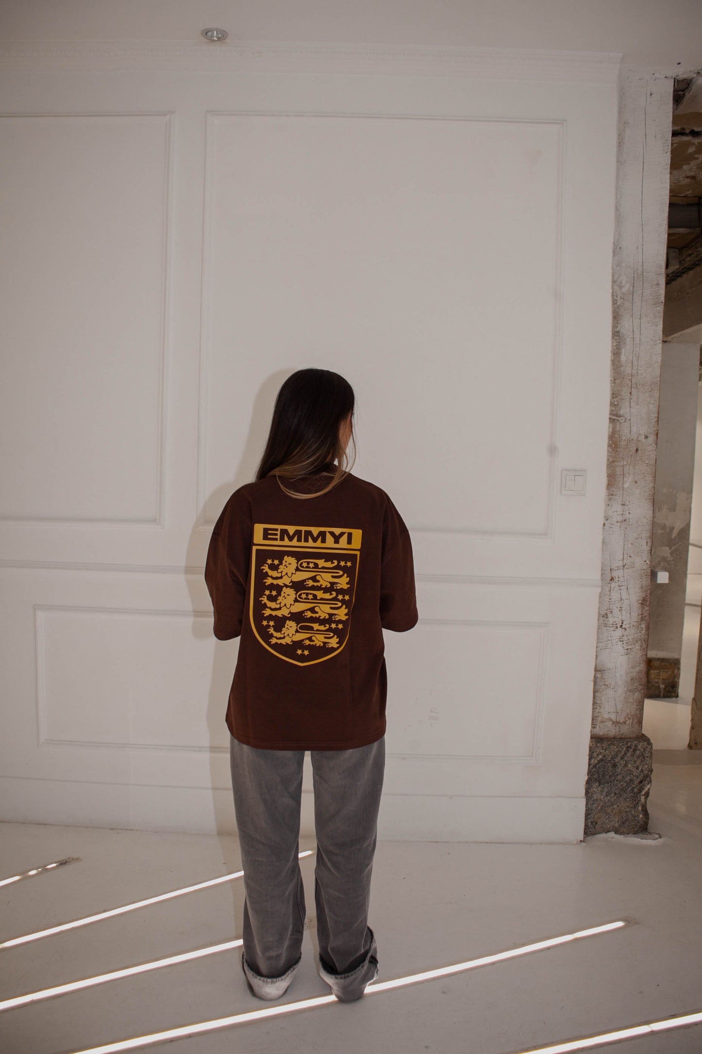 CAMISETA BOXY "YELLOW LIONS"