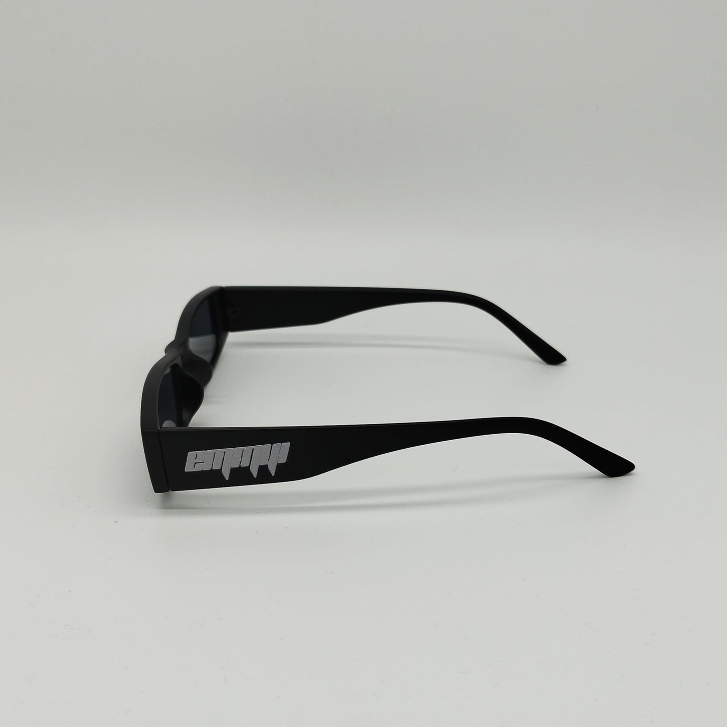 "MINIMALIST" GLASSES
